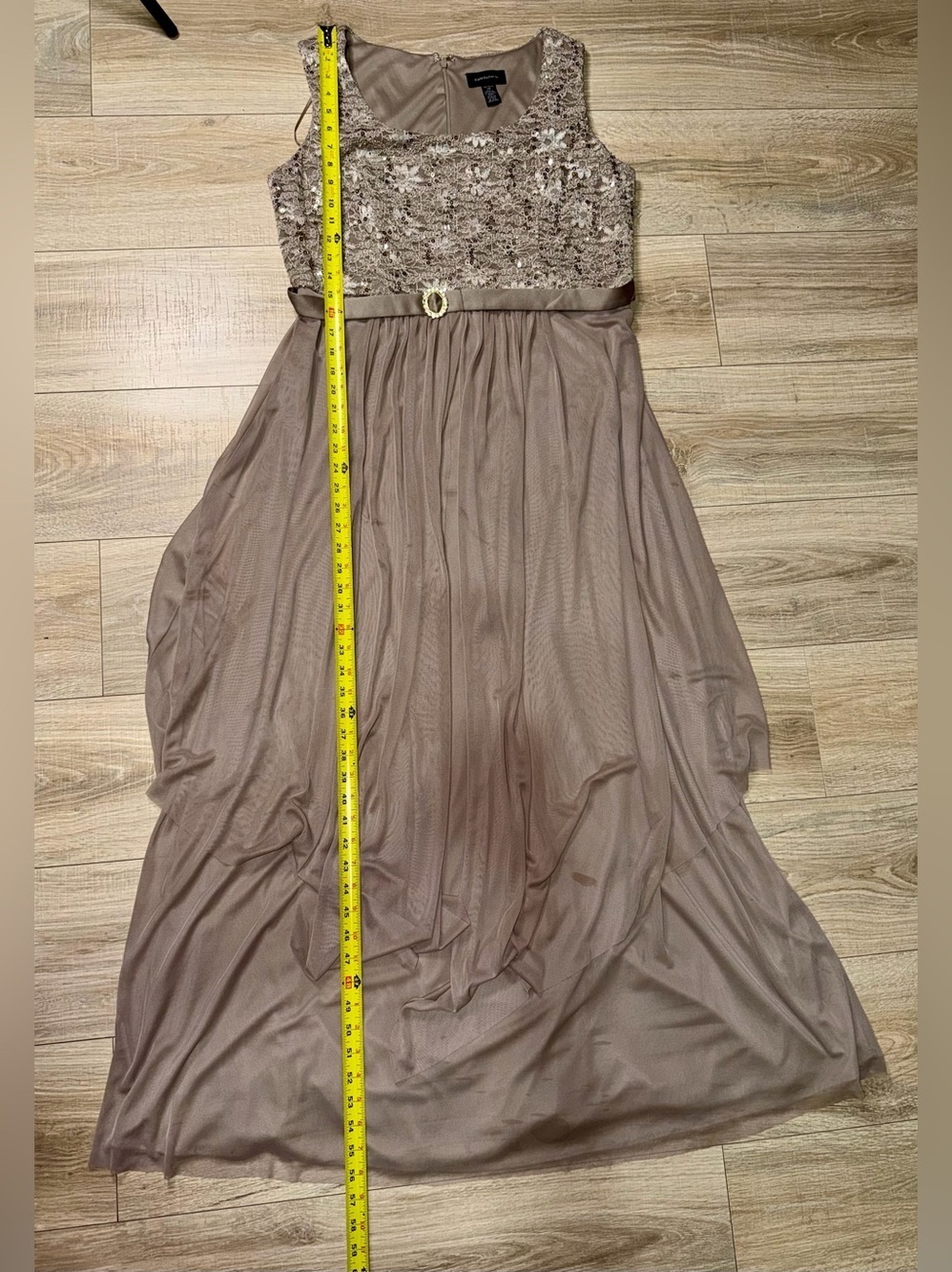 👗 R&M Richards Taupe Beaded Lace Chiffon Evening Gown – Size 14 - Picture 10 of 10
